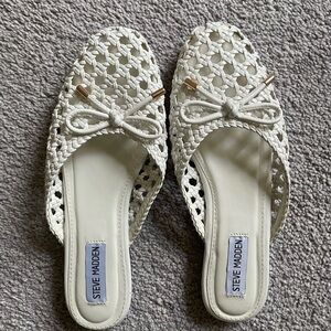 Steve Madden Cream Woven Bow Backless Mules